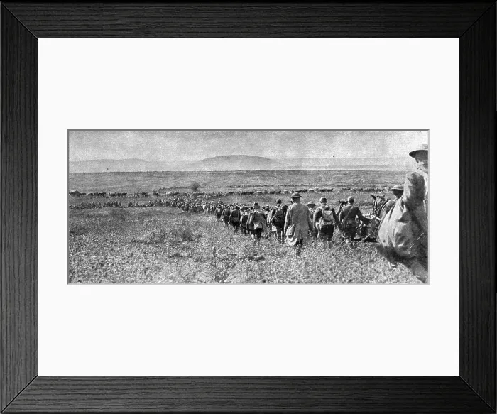 Framed Print : Les Americains dans le Saillant de Saint-Mihiel; Colonnes americains en marche sur la... 1918. Creator: Unknown Framed Print : Les Americains dans le Saillant de Saint-Mihiel; Colonnes americains en marche sur la... 1918. Creator: Unknown