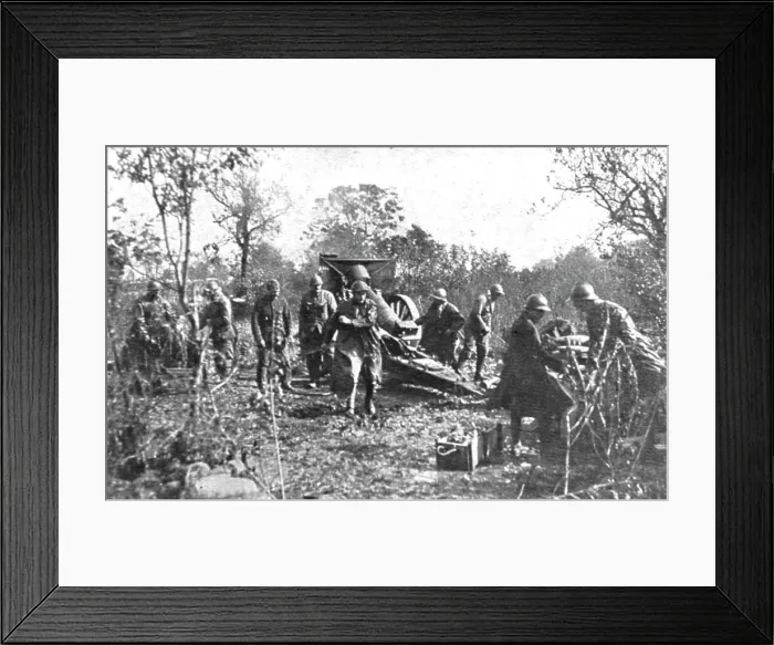 Framed Print : De L'Argonne aux Flandres; L'artillerie belge, le 28 septembre 1918, progressant... 1918. Creator: Unknown Framed Print : De L'Argonne aux Flandres; L'artillerie belge, le 28 septembre 1918, progressant... 1918. Creator: Unknown