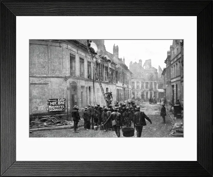 Framed Print : La Destruction de Cambrai; Cette destruction systematique de Cambrai... 1918. Creator: Unknown Framed Print : La Destruction de Cambrai; Cette destruction systematique de Cambrai... 1918. Creator: Unknown