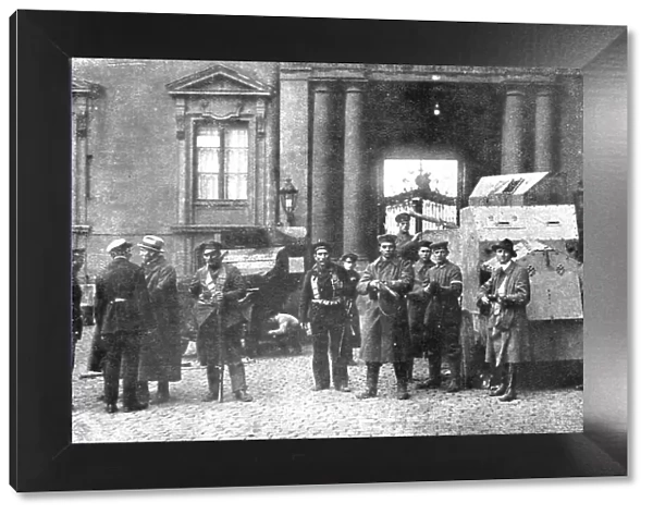 L'Allemagne Revolutionnaire; Le 9 novembre 1918; une section d'automobiles blindees des... 1918. Creator: Unknown