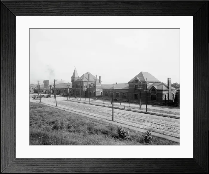 Framed Print : Union Station, Toledo, Ohio, c.between 1910 and 1920. Creator: William H. Jackson Framed Print : Union Station, Toledo, Ohio, c.between 1910 and 1920. Creator: William H. Jackson