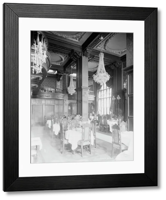 Framed Print : Georgian Hotel, New York, N.Y. between 1900 and 1905. Creator: William H. Jackson