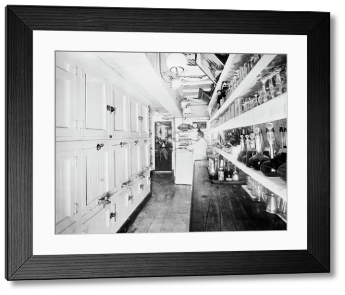 Framed Print : Rector Restaurant, Chicago, Ill. between 1895 and 1910. Creator: Unknown Framed Print : Rector Restaurant, Chicago, Ill. between 1895 and 1910. Creator: Unknown