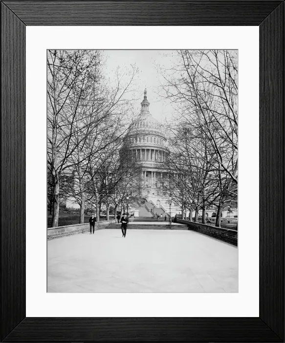 Framed Print : The Capitol, Washington, D.C. c.between 1910 and 1920. Creator: Unknown Framed Print : The Capitol, Washington, D.C. c.between 1910 and 1920. Creator: Unknown