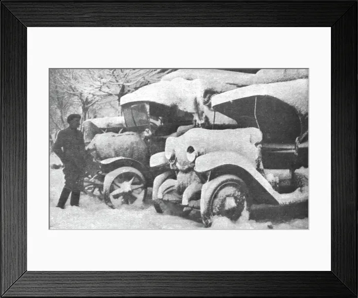 Framed Print : Au Volant; Camions sous la neige, 1916. Creator: Unknown Framed Print : Au Volant; Camions sous la neige, 1916. Creator: Unknown