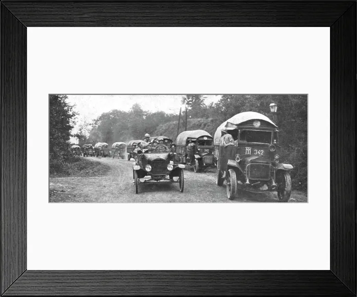 Framed Print : Au Volant; convoi d'autos-camions menes par des conducteurs indo-chinois, sous... 1918. Creator: Unknown Framed Print : Au Volant; convoi d'autos-camions menes par des conducteurs indo-chinois, sous... 1918. Creator: Unknown