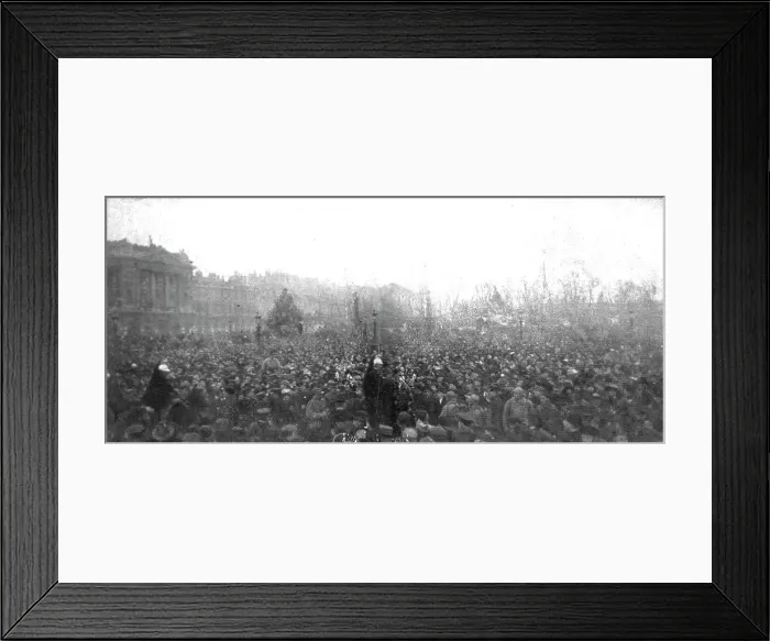 Framed Print : La delivrance de l'Alsace et de la Lorraine celebree a Paris le 17 novembre 1918. Creator: Unknown Framed Print : La delivrance de l'Alsace et de la Lorraine celebree a Paris le 17 novembre 1918. Creator: Unknown