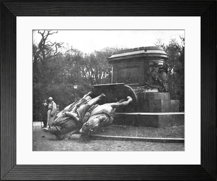 Framed Print : A Metz; L'empereur Guillaume 1er, 1918. Creator: Unknown Framed Print : A Metz; L'empereur Guillaume 1er, 1918. Creator: Unknown