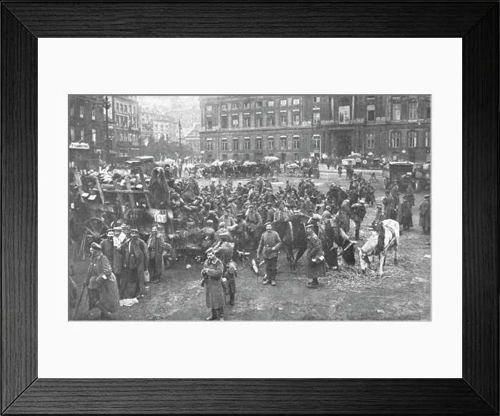 Framed Print : Ils S'en Vont; Unrassemblement allemand sur la place Saint-Lambert, a Liege; au fond... 1918. Creator: Unknown Framed Print : Ils S'en Vont; Unrassemblement allemand sur la place Saint-Lambert, a Liege; au fond... 1918. Creator: Unknown