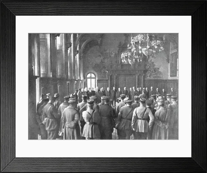 Framed Print : A Mayence et a Wiesbaden; le 15 decembre 1918, dans la salle d'honneur de l'Hotel de Ville... 1918 Creator: Unknown Framed Print : A Mayence et a Wiesbaden; le 15 decembre 1918, dans la salle d'honneur de l'Hotel de Ville... 1918 Creator: Unknown