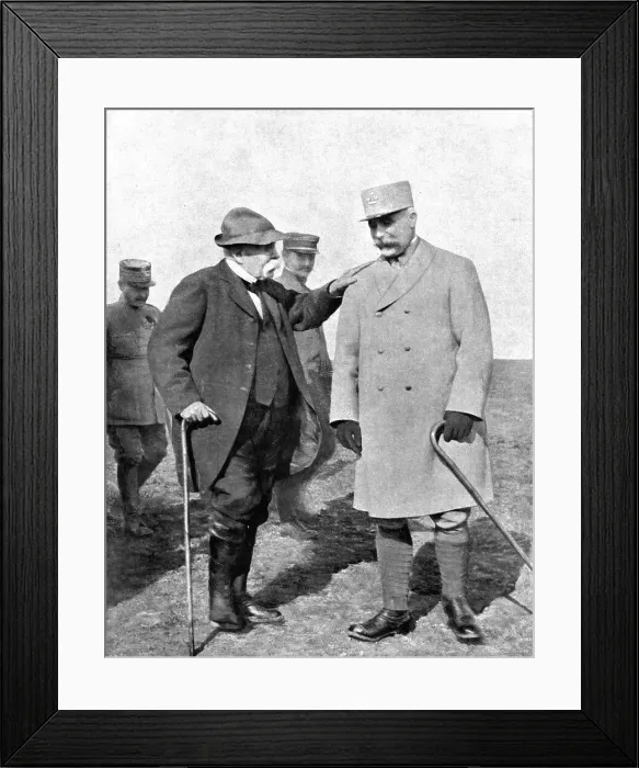 Framed Print : Ceux qui croient au dernier quart d'heure'; M. Clemenceau et le general Petain, 1918. Creator: Unknown. Ceux qui croient au dernier quart d'heure'; M. Clemenceau et le general Petain, 1918. Creator: Unknown Framed Print : Ceux qui croient au dernier quart d'heure'; M. Clemenceau et le general Petain, 1918. Creator: Unknown. Ceux qui croient au dernier quart d'heure'; M. Clemenceau et le general Petain, 1918. Creator: Unknown