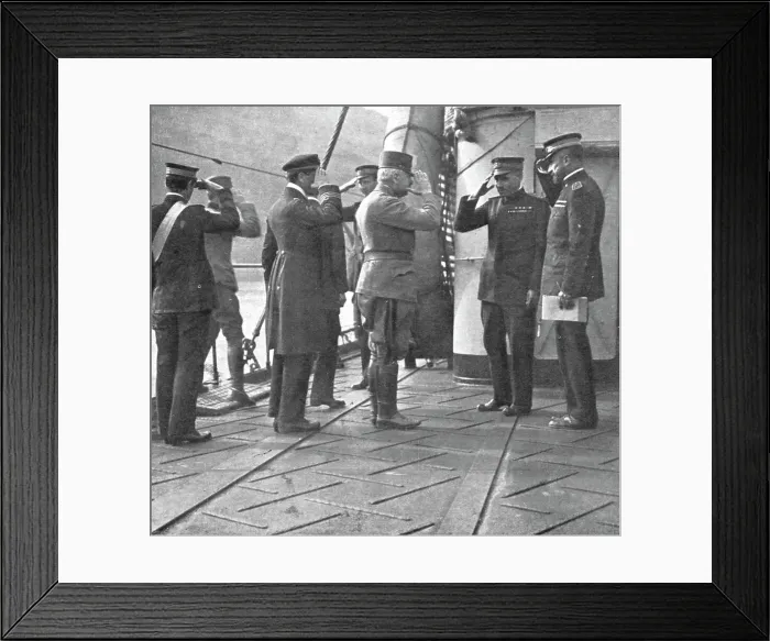 Framed Print : Du Bosphore a L'Adriatique; Le general autrichien Pflanzer Baltin recu a bord du navire... 1918. Creator: Unknown Framed Print : Du Bosphore a L'Adriatique; Le general autrichien Pflanzer Baltin recu a bord du navire... 1918. Creator: Unknown