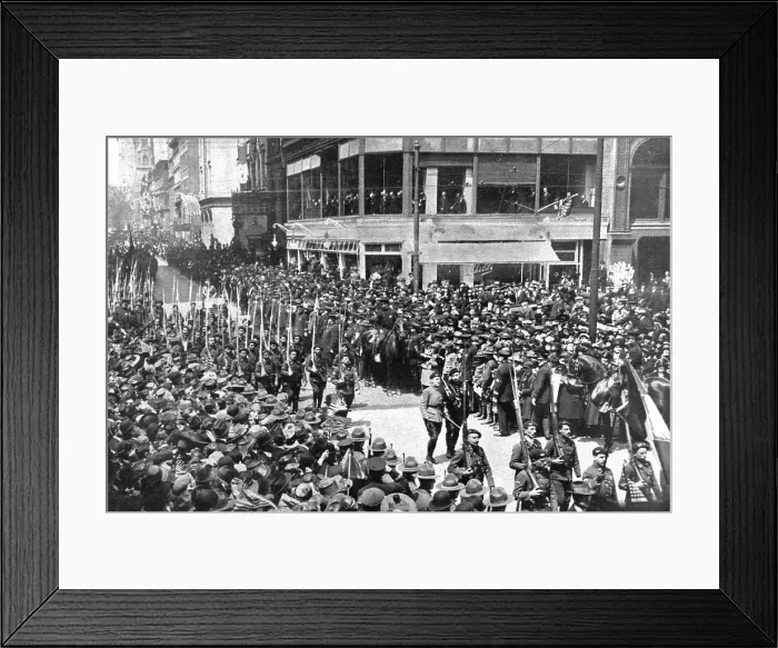 Framed Print : Les alpins francais aux etsts-unis; debarques du Rochambeau cent chasseurs francais... 1918. Creator: Unknown. Les alpins francais aux etsts-unis; debarques du Rochambeau cent chasseurs francais... 1918. Creator: Unknown Framed Print : Les alpins francais aux etsts-unis; debarques du Rochambeau cent chasseurs francais... 1918. Creator: Unknown. Les alpins francais aux etsts-unis; debarques du Rochambeau cent chasseurs francais... 1918. Creator: Unknown