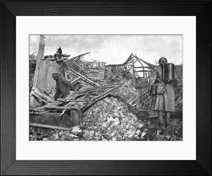 Framed Print : Dans Cantigny; un des derniers Allemands trouves dans les caves du village se degage... 1918. Creator: Unknown Framed Print : Dans Cantigny; un des derniers Allemands trouves dans les caves du village se degage... 1918. Creator: Unknown