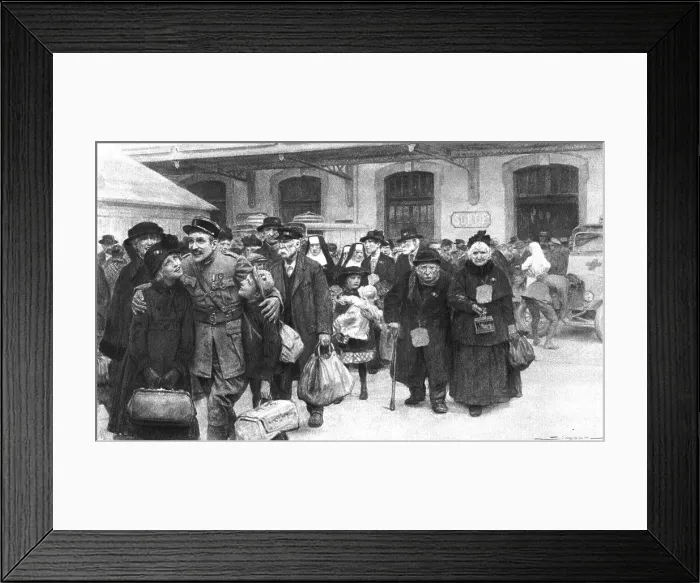 Framed Print : Rapatries; La sortie de la gare: un officier permissionnaire a retrouve ses enfants'. Creator: J Simont Framed Print : Rapatries; La sortie de la gare: un officier permissionnaire a retrouve ses enfants'. Creator: J Simont