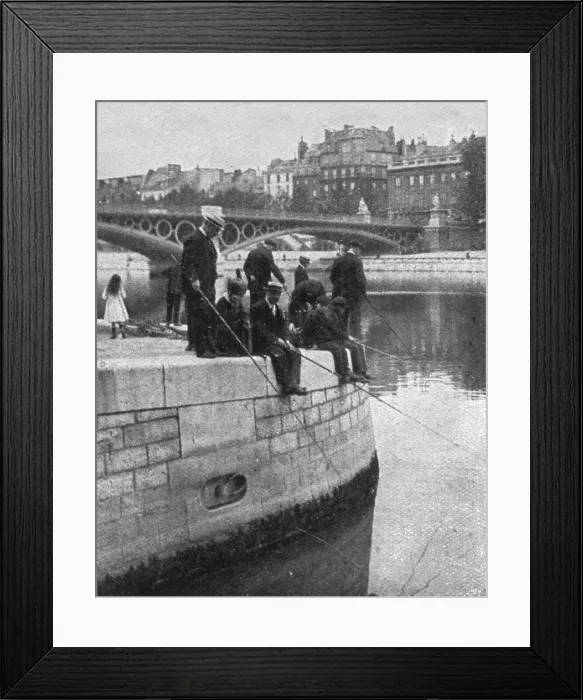 Framed Print : Paris pendant la Bataille de Paris'; l'ouverture de la peche, le 16 juin, 1918. Creator: Unknown. Paris pendant la Bataille de Paris'; l'ouverture de la peche, le 16 juin, 1918. Creator: Unknown Framed Print : Paris pendant la Bataille de Paris'; l'ouverture de la peche, le 16 juin, 1918. Creator: Unknown. Paris pendant la Bataille de Paris'; l'ouverture de la peche, le 16 juin, 1918. Creator: Unknown
