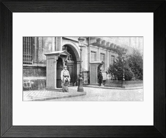 Framed Print : La Nouvelle Europe; la crise de gouvernement de Luxembourg; pendant les troubles... 1919. Creator: Unknown Framed Print : La Nouvelle Europe; la crise de gouvernement de Luxembourg; pendant les troubles... 1919. Creator: Unknown