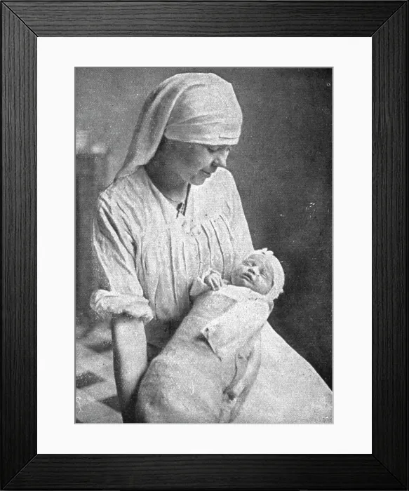Framed Print : La Guerre a L'Allemande'; Bien jeune victime: un nourrisson blesse au bras gauche, 1918. Creator: Unknown. La Guerre a L'Allemande'; Bien jeune victime: un nourrisson blesse au bras gauche, 1918. Creator: Unknown Framed Print : La Guerre a L'Allemande'; Bien jeune victime: un nourrisson blesse au bras gauche, 1918. Creator: Unknown. La Guerre a L'Allemande'; Bien jeune victime: un nourrisson blesse au bras gauche, 1918. Creator: Unknown