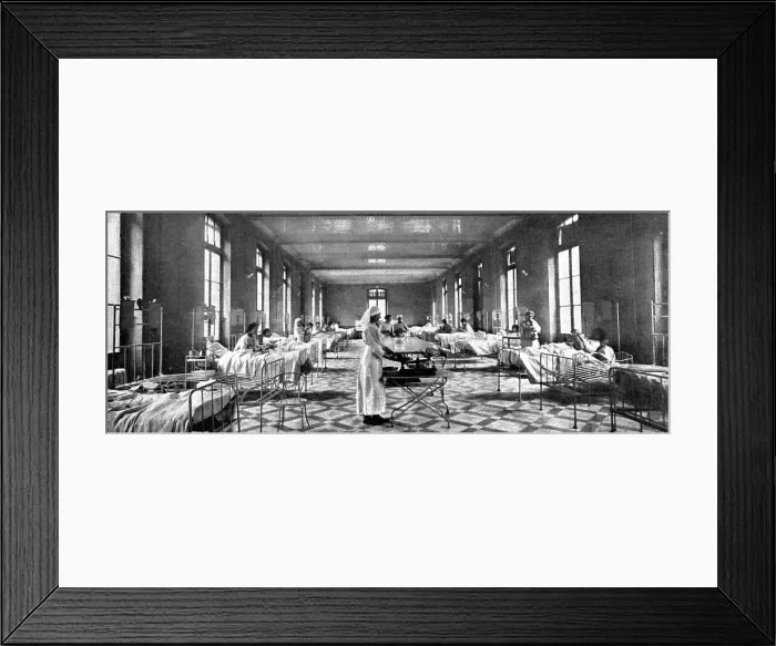 Framed Print : La Guerre a L'Allemande'; Le lendamain de l'explosion, dans salle voisine et exactement... 1918. Creator: Unknown. La Guerre a L'Allemande'; Le lendamain de l'explosion, dans salle voisine et exactement... 1918. Creator: Unknown