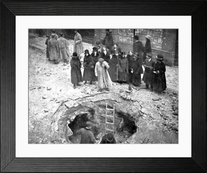 Framed Print : Quelques Points de Chute; Rue de Lille, 101, devant l'ambassade d'Allemagne: torpille... 1918. Creator: Unknown