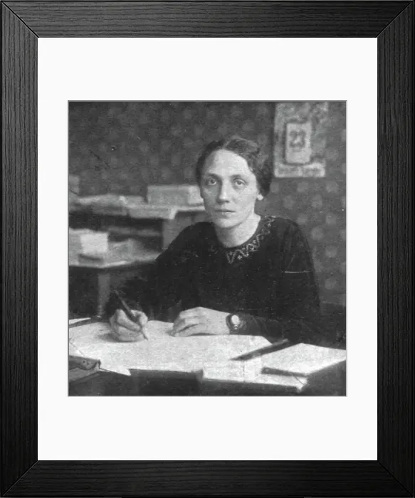 Framed Print : La Nouvelle Europe; la constituante Allemande; Les femmes dans l'Assemblee... 1919. Creator: Unknown Framed Print : La Nouvelle Europe; la constituante Allemande; Les femmes dans l'Assemblee... 1919. Creator: Unknown