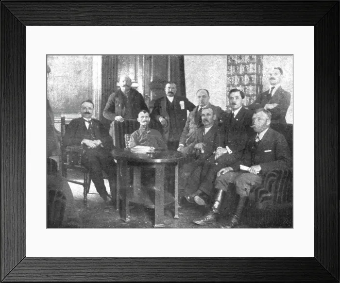 Framed Print : La Nouvelle Europe; Le regime communiste a Budapest; le directoire bolcheviste... 1919. Creator: Unknown. La Nouvelle Europe; Le regime communiste a Budapest; le directoire bolcheviste... 1919. Creator: Unknown Framed Print : La Nouvelle Europe; Le regime communiste a Budapest; le directoire bolcheviste... 1919. Creator: Unknown. La Nouvelle Europe; Le regime communiste a Budapest; le directoire bolcheviste... 1919. Creator: Unknown