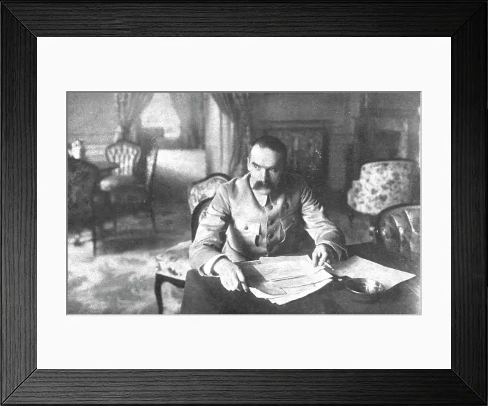 Framed Print : La Nouvelle Europe; la republique Polonaise; Le general Pilsudski, qui chassa les Allemands...1918 Creator: Unknown Framed Print : La Nouvelle Europe; la republique Polonaise; Le general Pilsudski, qui chassa les Allemands...1918 Creator: Unknown