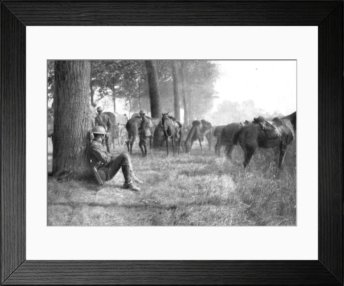 Framed Print : La rupture de Chemin des Dames; entre l'Ourcq et la Marne: halte de cavaliers amercains, 1918. Creator: Unknown Framed Print : La rupture de Chemin des Dames; entre l'Ourcq et la Marne: halte de cavaliers amercains, 1918. Creator: Unknown