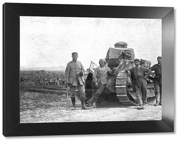 Notre Artillerie d'Assaut; La Replique de Foch: Au Sud-ouest de Soissons; un groupe de... 1918. Creator: Unknown