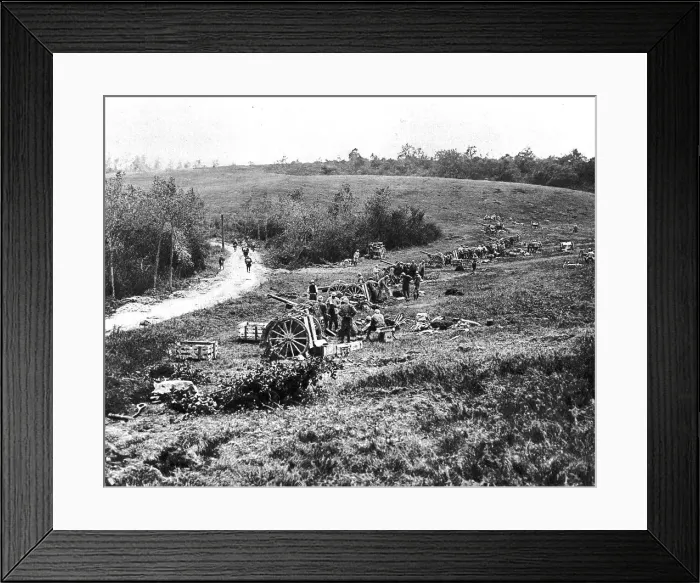 Framed Print : Notre Artillerie dans les lignes Allemandes; un groupe francais de 75 en batterie, le soir... 1918 Creator: Unknown Framed Print : Notre Artillerie dans les lignes Allemandes; un groupe francais de 75 en batterie, le soir... 1918 Creator: Unknown