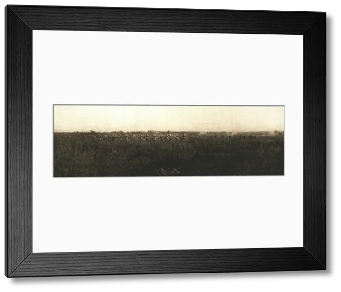 Framed Print : A l'est de Montdidier; progression d'un bataillon vers Fescamps, le 10 aout 1918... 1918. Creator: Unknown Framed Print : A l'est de Montdidier; progression d'un bataillon vers Fescamps, le 10 aout 1918... 1918. Creator: Unknown