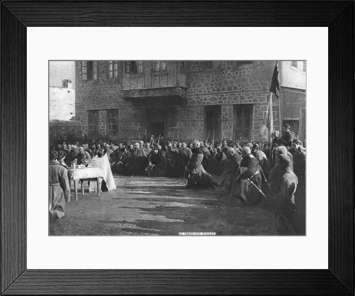 Framed Print : Apres les victoires russes en Armenie; Un Te Deum a Erzeroum en presence du grand... 1916. Creator: Unknown Framed Print : Apres les victoires russes en Armenie; Un Te Deum a Erzeroum en presence du grand... 1916. Creator: Unknown