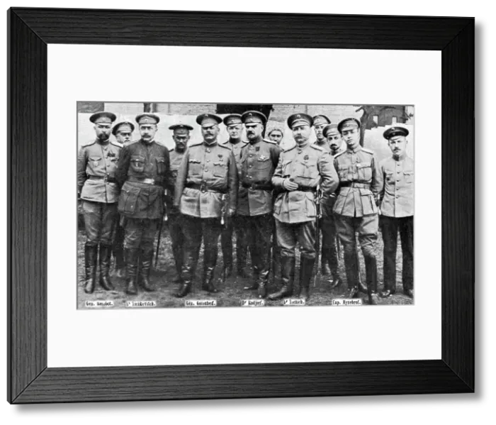 Framed Print : Le general Goloubeff, chambellan de S.M. chefde la Croix-Rouge russe au Caucase... 1916. Creator: Unknown Framed Print : Le general Goloubeff, chambellan de S.M. chefde la Croix-Rouge russe au Caucase... 1916. Creator: Unknown