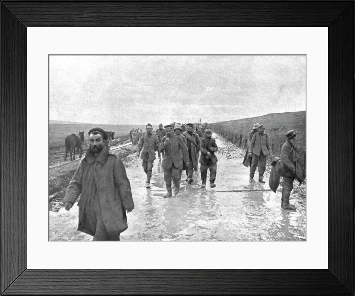 Framed Print : Notre offensive du 15 decembre 1916; Le 15 decembre, a trois heures du soir: un convoi de 300 allem Creator: Unknown Framed Print : Notre offensive du 15 decembre 1916; Le 15 decembre, a trois heures du soir: un convoi de 300 allem Creator: Unknown