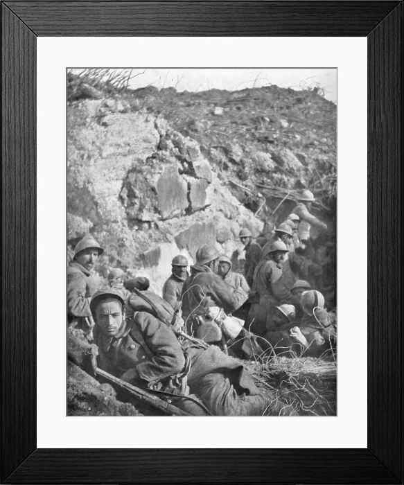 Framed Print : La phase triomphante de Verdun; Nos coloniaux dans les fosses du fort de Douaumont, 1916. Creator: Unknown Framed Print : La phase triomphante de Verdun; Nos coloniaux dans les fosses du fort de Douaumont, 1916. Creator: Unknown