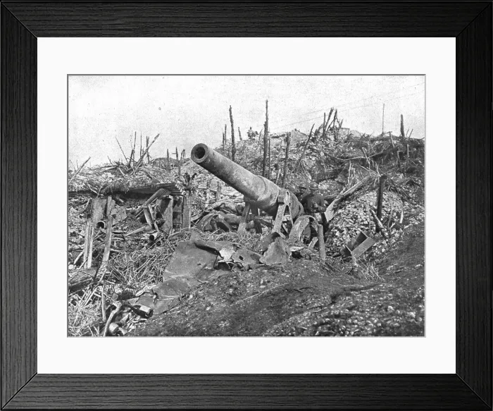 Framed Print : Le Champ de Bataille de Combles; Un canon allemand de 150 abandonne par l'ennemi dans le bois Louag Creator: Unknown Framed Print : Le Champ de Bataille de Combles; Un canon allemand de 150 abandonne par l'ennemi dans le bois Louag Creator: Unknown