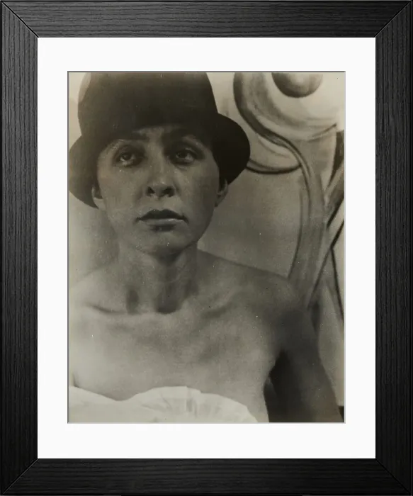 Framed Print : Portrait of Georgia O'Keeffe (1887-1986), 1918. Creator: Stieglitz, Alfred (1864-1946) Framed Print : Portrait of Georgia O'Keeffe (1887-1986), 1918. Creator: Stieglitz, Alfred (1864-1946)