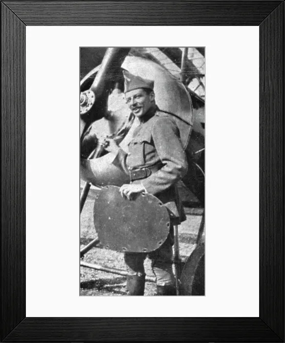 Framed Print : Les Etats-Unis dans la guerre; Le sergent aviateur americain Norman Prince, tombé... (1917). Creator: Unknown Framed Print : Les Etats-Unis dans la guerre; Le sergent aviateur americain Norman Prince, tombé... (1917). Creator: Unknown