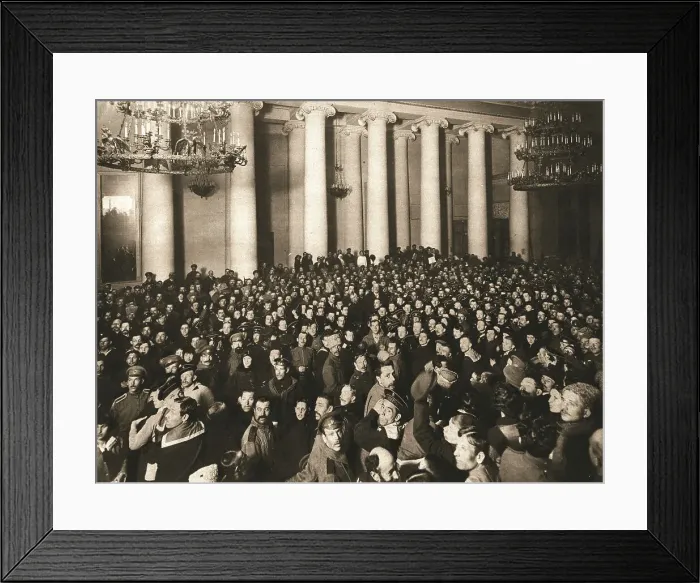 Framed Print : La Revolution Russe; Au Palais de Tauride: des soldats et des marins, auxquels se sont melés...1917 Creator: Unknown Framed Print : La Revolution Russe; Au Palais de Tauride: des soldats et des marins, auxquels se sont melés...1917 Creator: Unknown