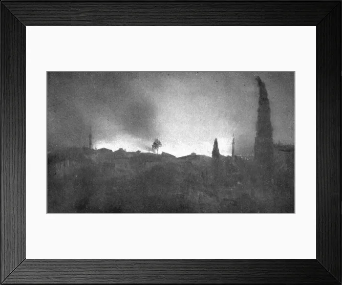 Framed Print : The Fire of Thessaloniki; The Turkish quarter on fire, the same day, at 10 o'clock, 1917. Creator: Unknown Framed Print : The Fire of Thessaloniki; The Turkish quarter on fire, the same day, at 10 o'clock, 1917. Creator: Unknown