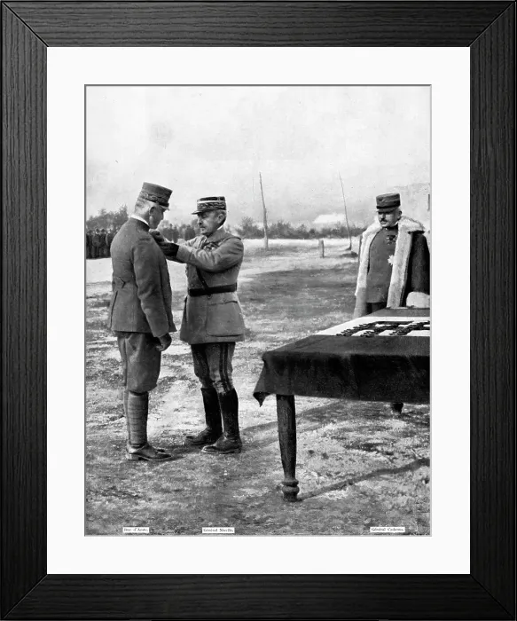 Framed Print : Sur le Front Italien; Visitant le front italien, le 4 fevrier 1917, le general Nivelle decore... 1 Creator: Unknown Framed Print : Sur le Front Italien; Visitant le front italien, le 4 fevrier 1917, le general Nivelle decore... 1 Creator: Unknown