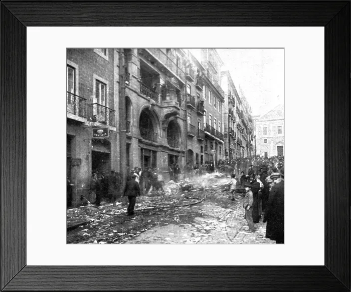 Framed Print : Coup d'etat in Portugal; Auto-da-fe in front of the building of the Democratic newspaper... 1917. Creator: Unknown Framed Print : Coup d'etat in Portugal; Auto-da-fe in front of the building of the Democratic newspaper... 1917. Creator: Unknown