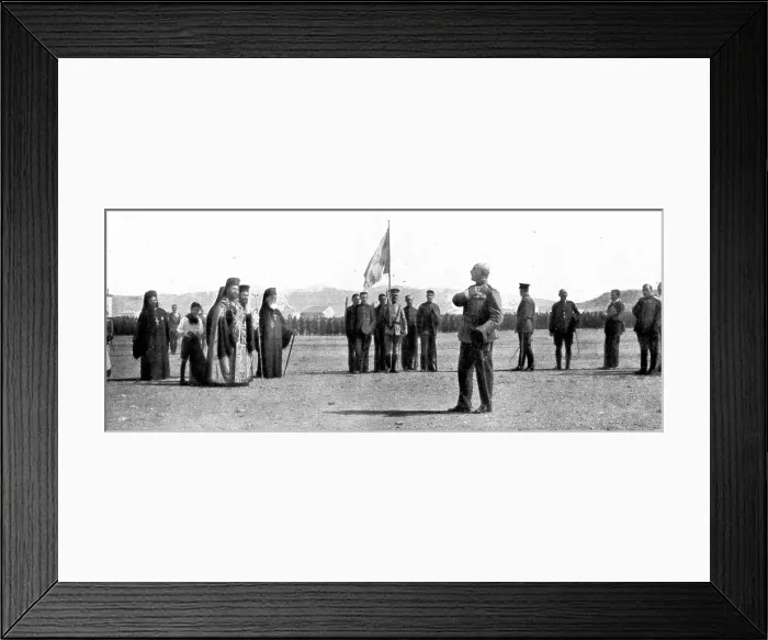 Framed Print : Les Evenements de Grece; La presentation de serment au roi Alexandre, sur le Champ... 1917. Creator: Unknown