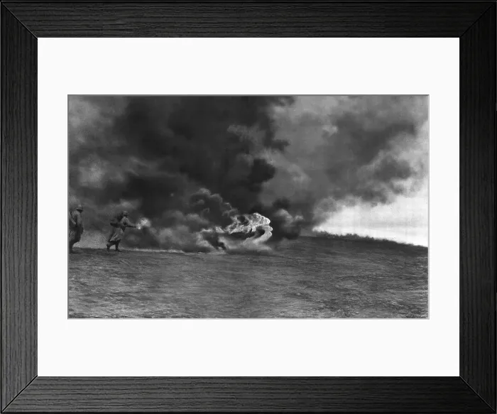Framed Print : Ce que L'ennemi a Voulu; La : une attaque a l'aide de Lance-Flammes, 1917. Creator: Unknown. Ce que L'ennemi a Voulu; La : une attaque a l'aide de Lance-Flammes, 1917. Creator: Unknown Framed Print : Ce que L'ennemi a Voulu; La : une attaque a l'aide de Lance-Flammes, 1917. Creator: Unknown. Ce que L'ennemi a Voulu; La : une attaque a l'aide de Lance-Flammes, 1917. Creator: Unknown