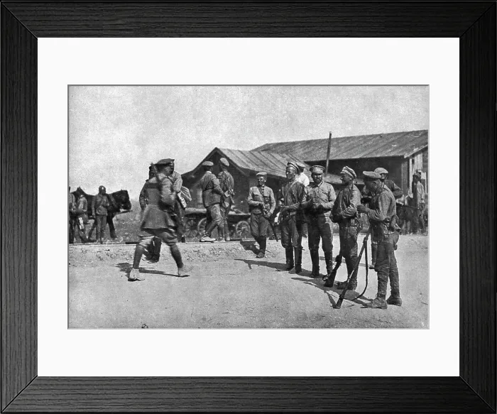 Framed Print : Ramenés au Devoir; Deserteurs repentis barrant une route pour arreter a leur tour de... 1917. Creator: Unknown Framed Print : Ramenés au Devoir; Deserteurs repentis barrant une route pour arreter a leur tour de... 1917. Creator: Unknown