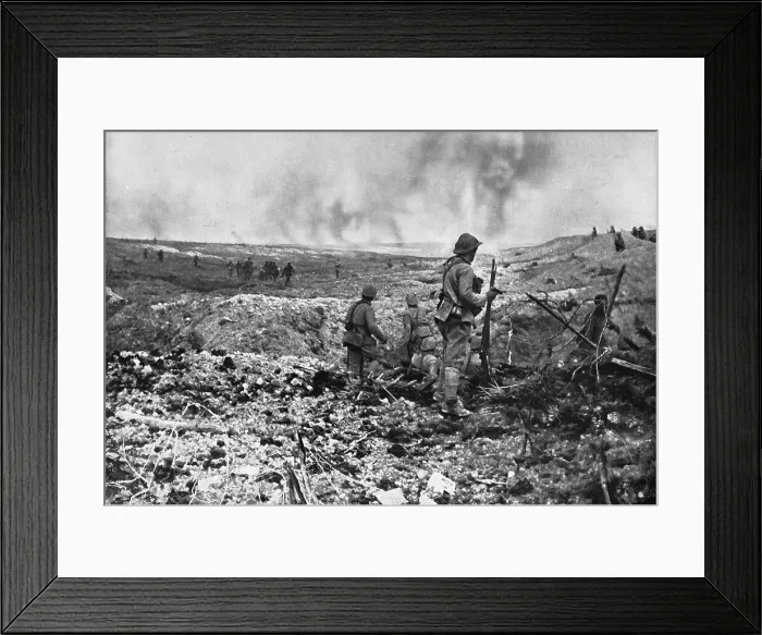 Framed Print : In Champagne: a surprise attack; While part of the group held back to clear the ground... 1917. Creator: Unknown Framed Print : In Champagne: a surprise attack; While part of the group held back to clear the ground... 1917. Creator: Unknown