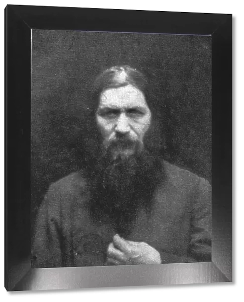 L'Annee 1917; Le faux moine Gregory Raspoutine, tué le 30 decembre 1916, 1916. Creator: Unknown