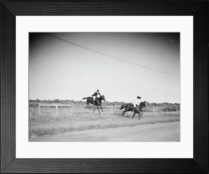 Framed Print : East Hampton hunt, 1933 Sept. Creator: Arnold Genthe Framed Print : East Hampton hunt, 1933 Sept. Creator: Arnold Genthe
