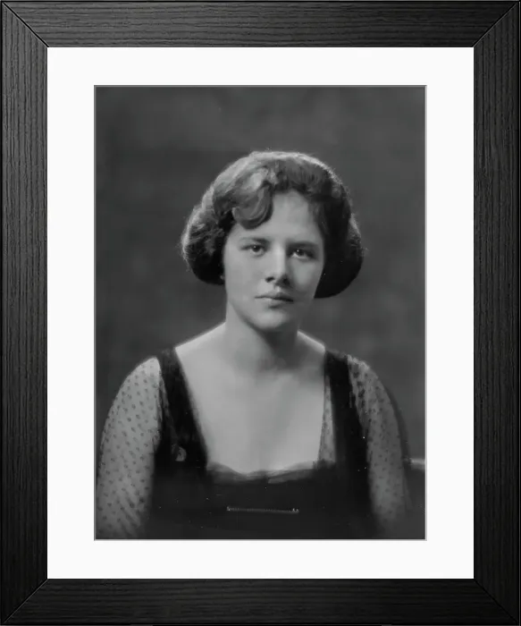 Framed Print : Miss L.S. Gordon, portrait photograph, 1919 June 7. Creator: Arnold Genthe Framed Print : Miss L.S. Gordon, portrait photograph, 1919 June 7. Creator: Arnold Genthe