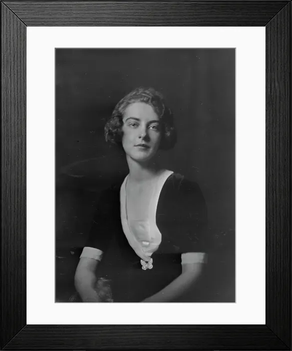Framed Print : Miss D. Johnston, portrait photograph, 1918 Nov. Creator: Arnold Genthe Framed Print : Miss D. Johnston, portrait photograph, 1918 Nov. Creator: Arnold Genthe